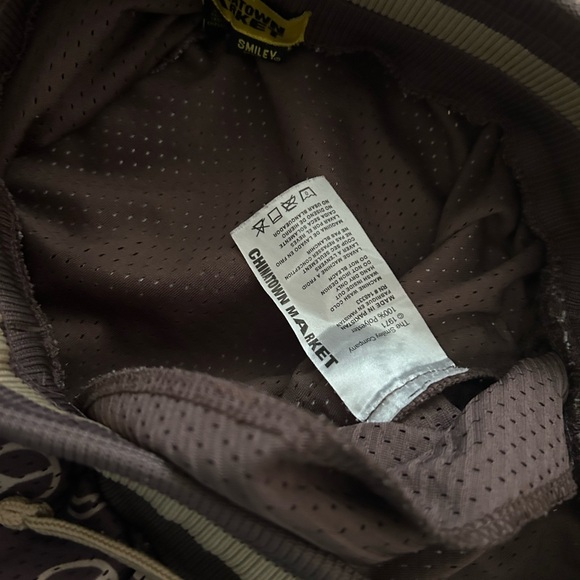 Chinatown Market shorts - Picture 12 of 12